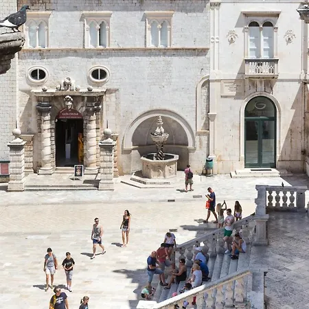 Liberty Town Center 4*