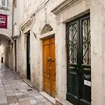 Liberty Town Center Pensjonat 3*