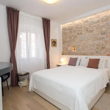 Gasthuis Liberty Town Center 3*